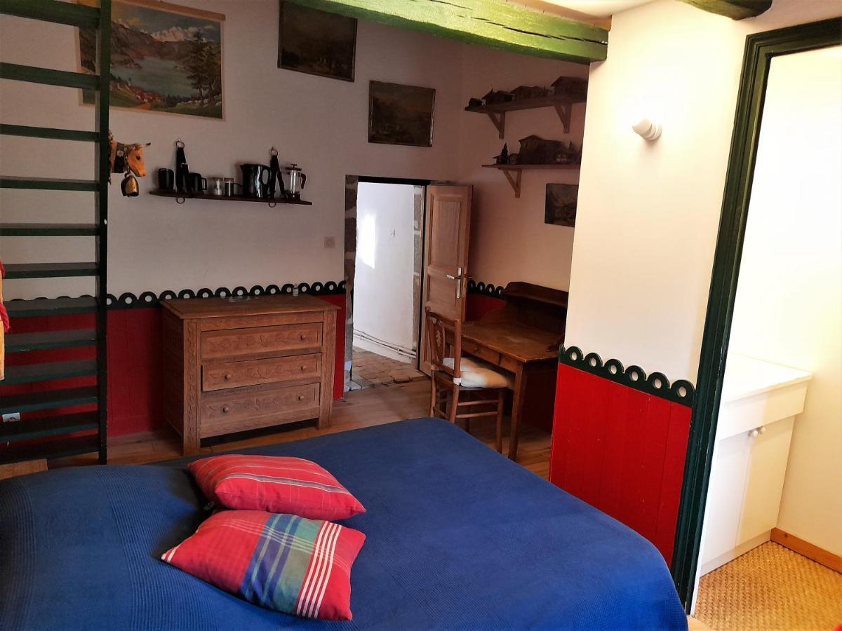 Les Chambres Du Logis Du Chatelier เบรสซุยร์ ภายนอก รูปภาพ